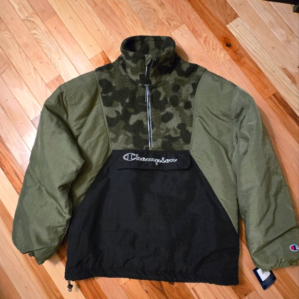 Mens outdoor Champion pullover jacket